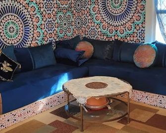 Moroccan Pearl Luray Va - Luray - Living room