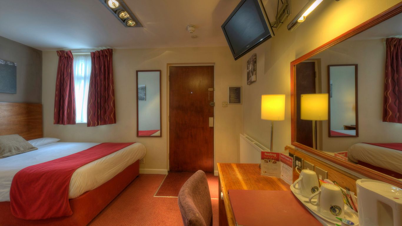 Charnwood Arms By Greene King Inns