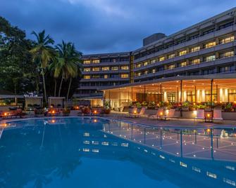 Radisson Blu Mammy Yoko Hotel Freetown - Freetown - Pool