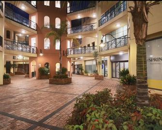 Clocktower Apartment Hotel - Melbourne - Edificio
