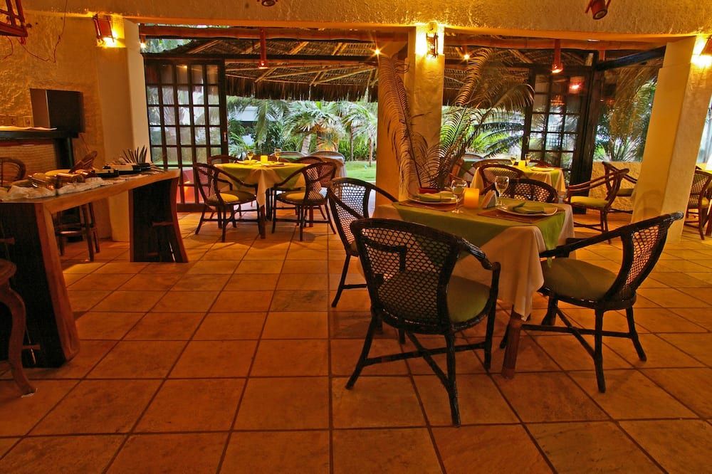 Porto da Lua Boutique Hotel - פראיה דו פורטה - מסעדה