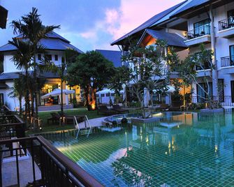 Navatara Phuket Resort (Sha Plus+) - Rawai - Πισίνα