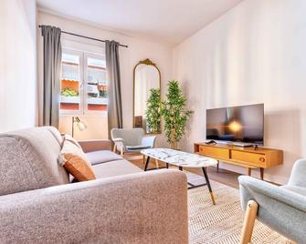 Auditorio II apartment in Madrid - Madrid - Sala