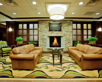 Holiday Inn Express & Suites Wilmington-Newark By IHG - Newark - Lounge