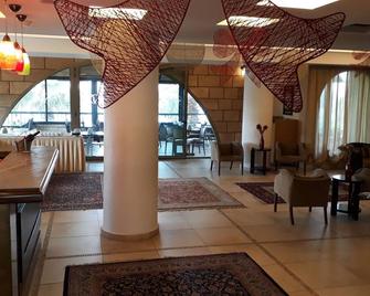Victory Byblos Hotel & Spa - Byblos - Lobby