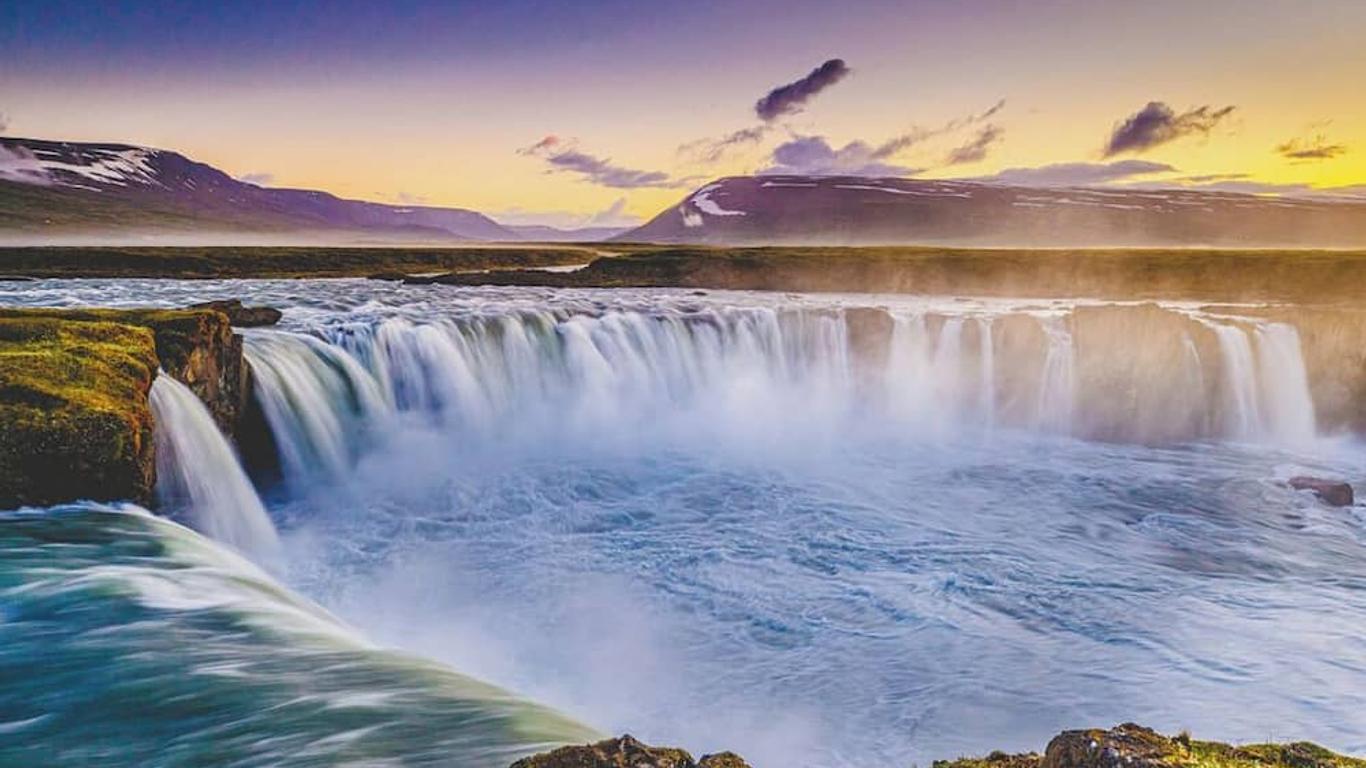 Guesthouse Storu-Laugar