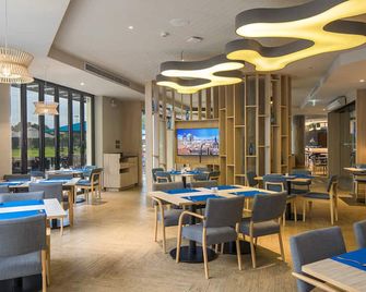 Eastin Thana City Golf Resort Bangkok - Bang Phli - Restaurante