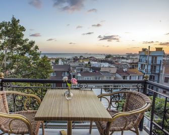 Garden House Hotel - Special Class - איסטנבול - מרפסת