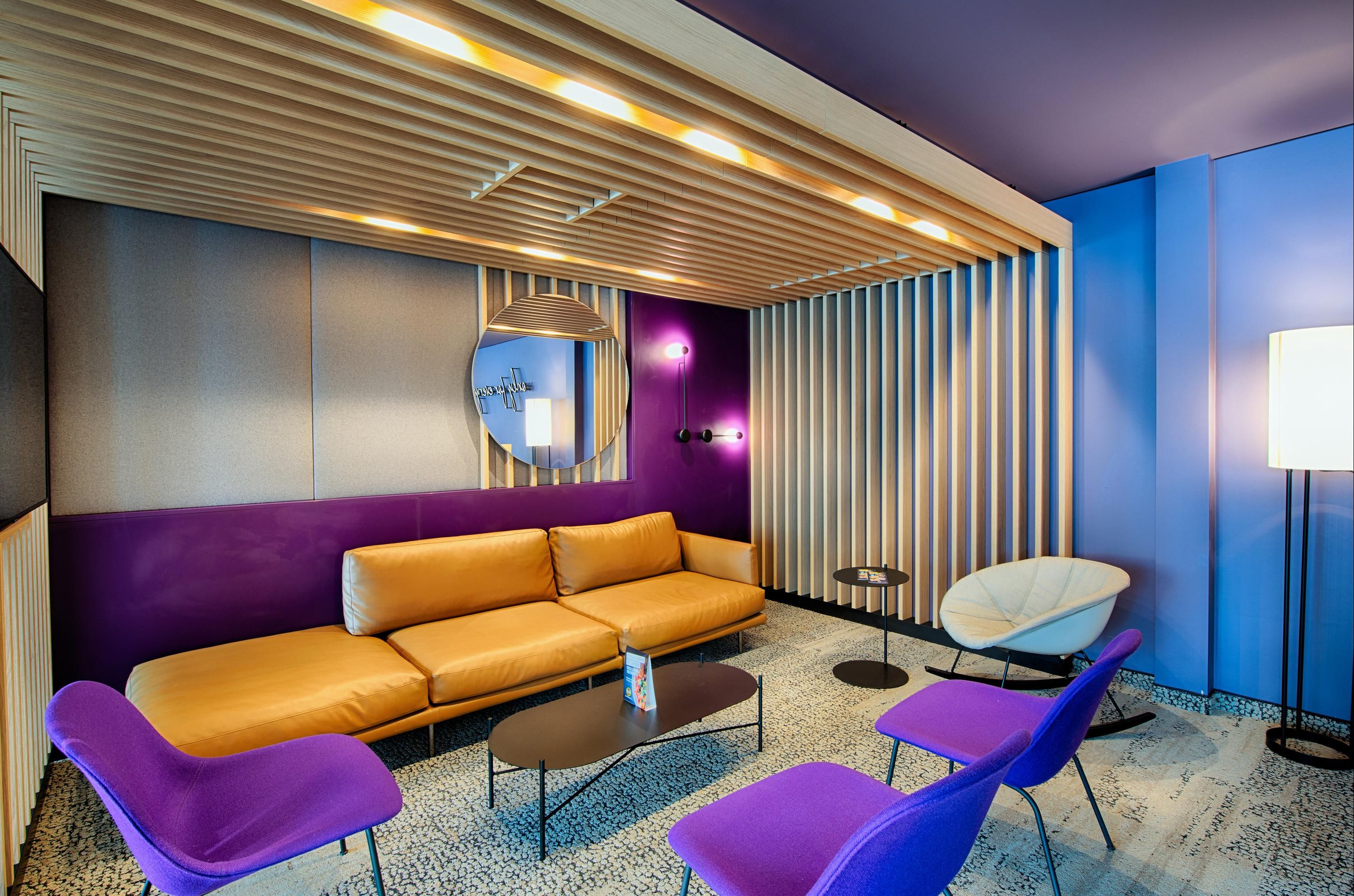 Bandb Hotel Düsseldorf-hbf - Düsseldorf - Lounge
