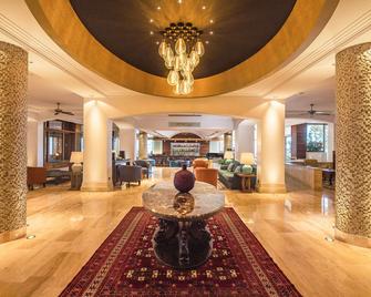 Columbia Beach Resort - Limassol - Lobby