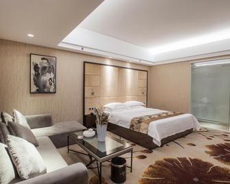 Platinum Crystal Hotel - Shantou - Bedroom