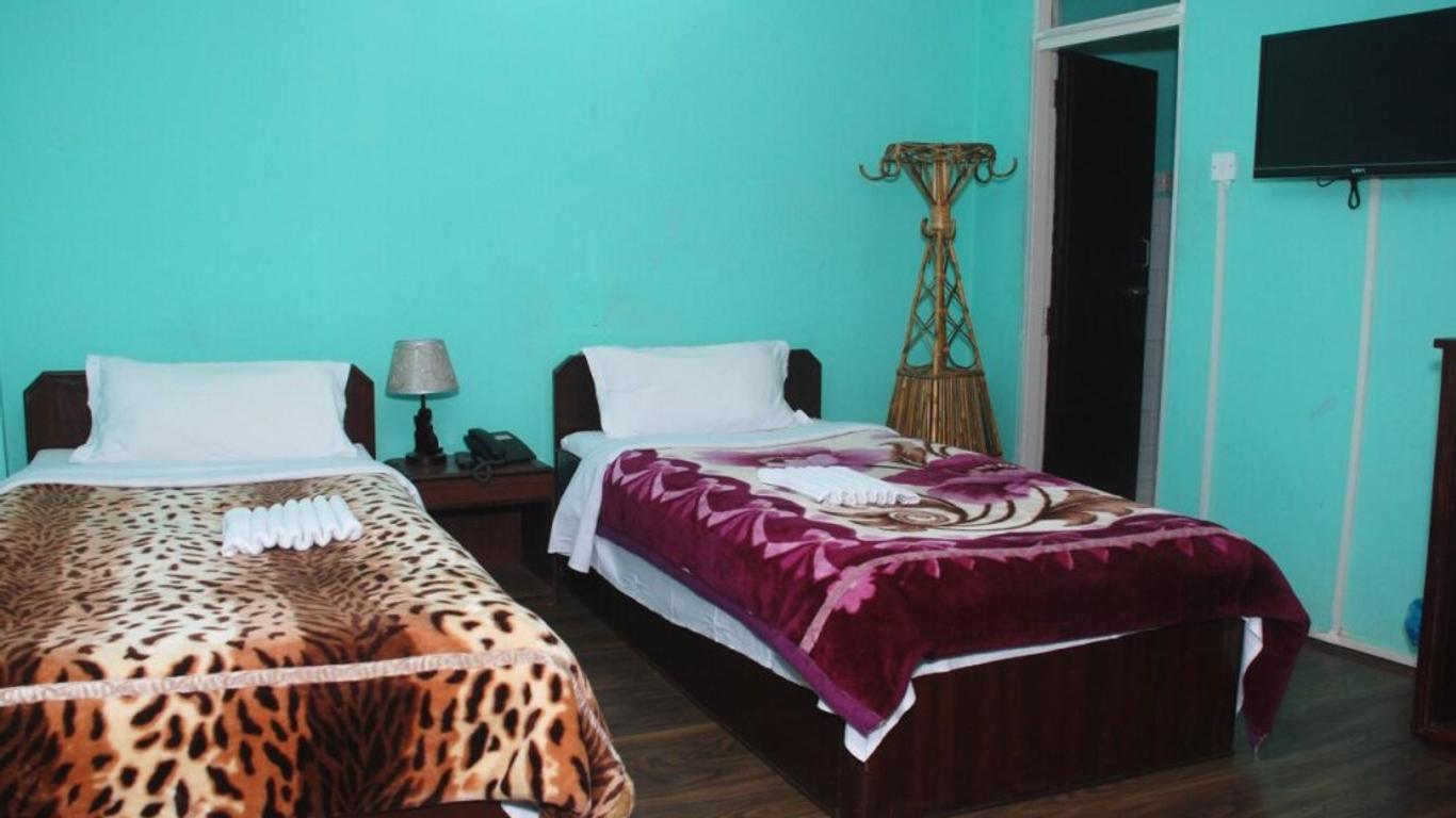 هوتل ترافيلرز هوم بي. ليميتد