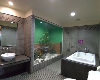 Beckham Motel - Taoyuan City - Bad