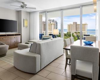 Beautiful 2-bedroom on resort in wonderful Marco Island, FL - Marco Island