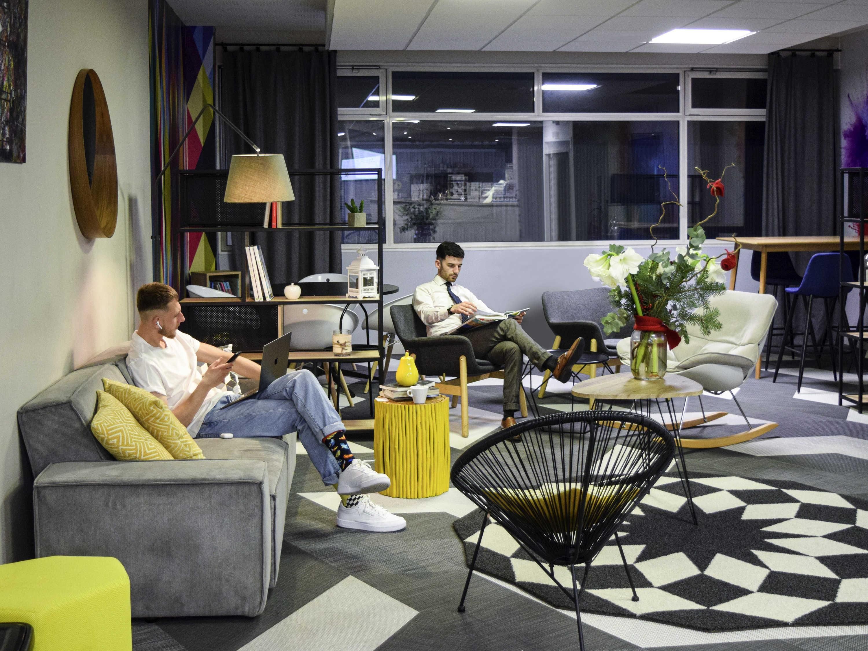 ibis Styles Crolles Grenoble A41