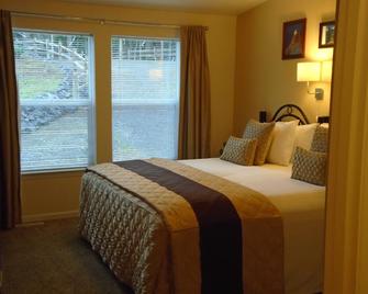 Amber Lights Bed and Breakfast - Port Townsend - Bedroom