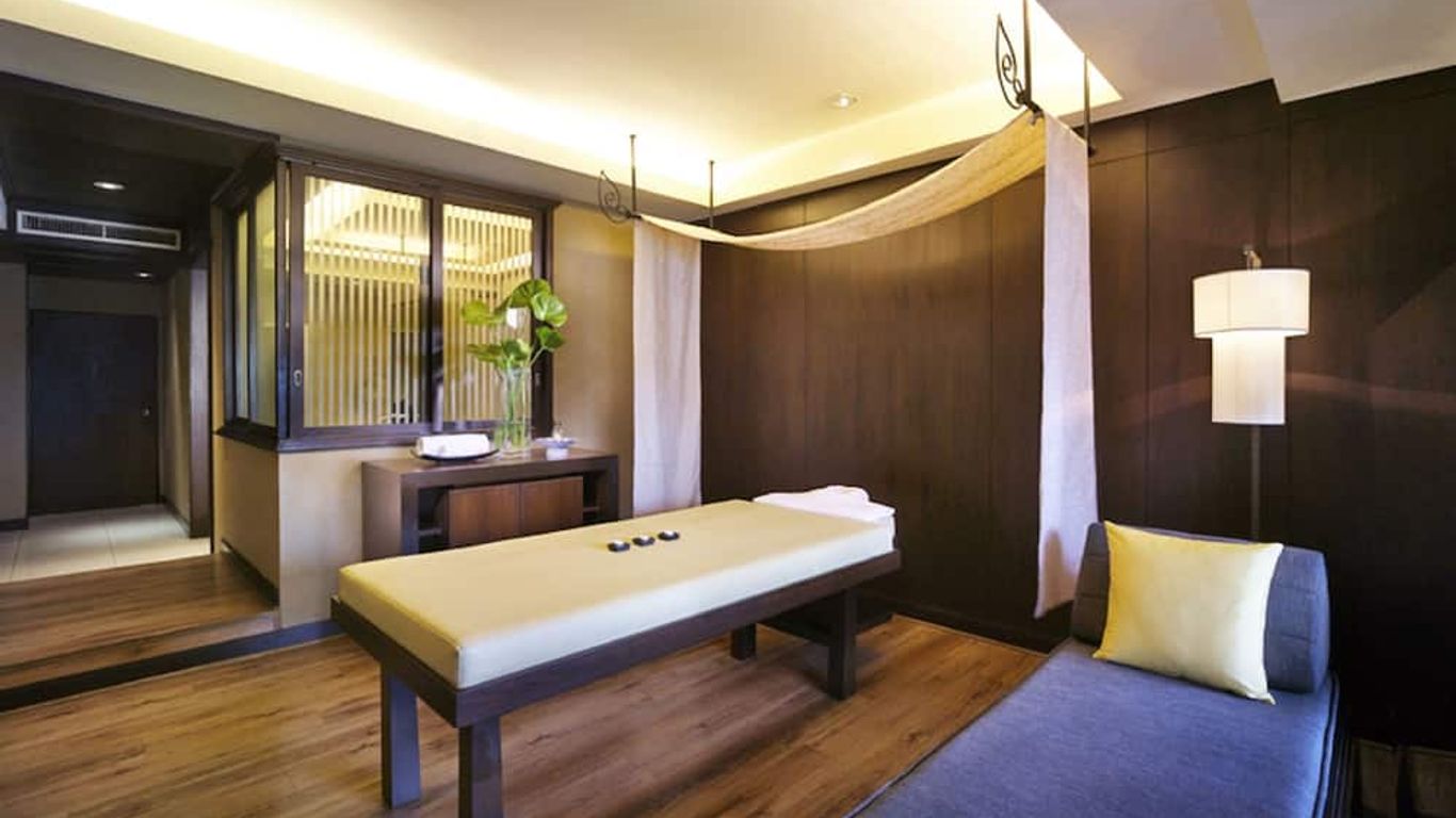 ツイン タワーズ ホテル