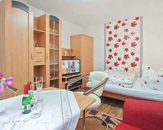 Ferienwohnung Waren Mueritz - Waren - Dormitor