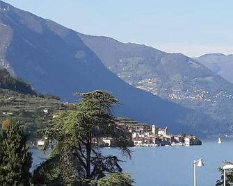 Villa Leilani B&B - Sale Marasino - Außenansicht