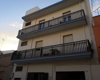 Bed Anthos Porto Cesareo - Porto Cesareo - Building