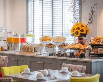 Lancaster Lodge - Cork - Buffet
