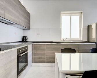 The Village Apartments - Saint Paul’s Bay - Kitchen