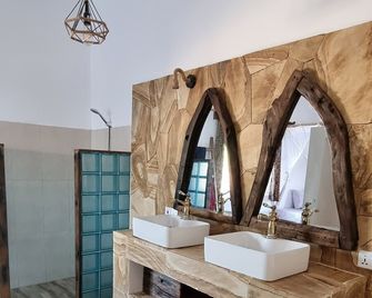 Salama & Mbuyuni Bungalows - Matemwe