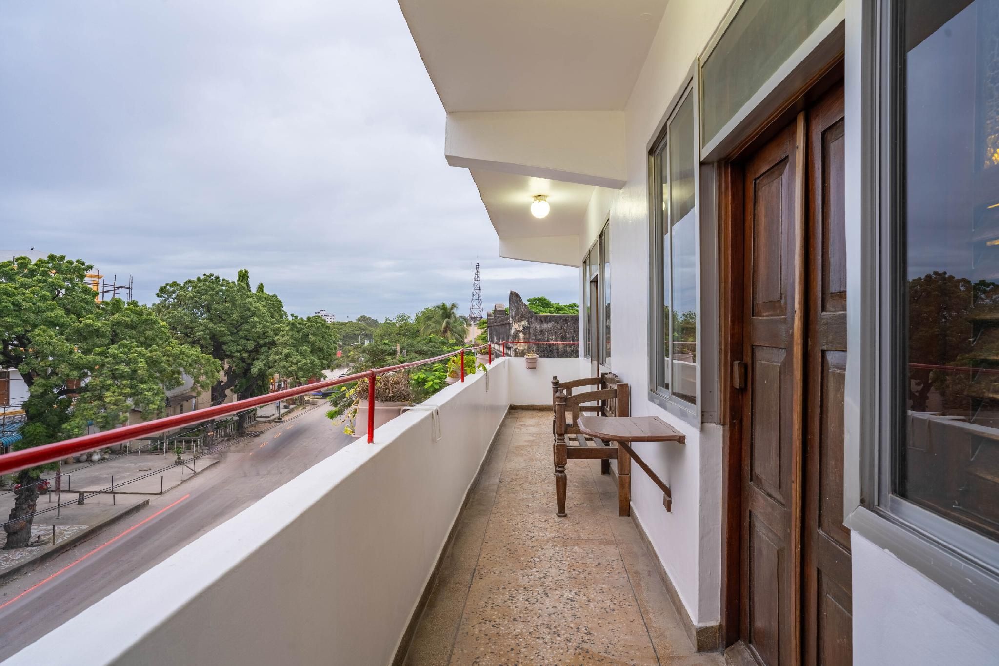 Zenji Hotel - סטון טאון - מרפסת