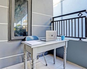 OYO Life 93032 Maju Mapan Homestay Syariah - Lamongan - Recepción