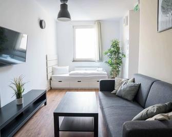 Fantastic 2 Bedroom Apartment - Berlin - Wohnzimmer