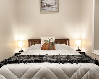 The Ravine - Hot Tub, 5br, Gameroom, Fast Wifi, 4 Min To Bryce & Pet Friendly - Basye - Habitación