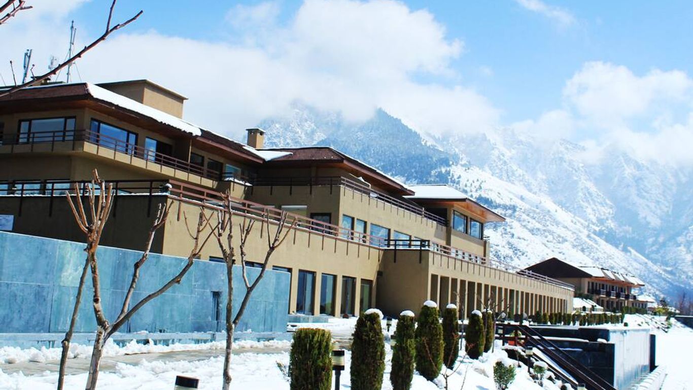 Taj Dal View Srinagar