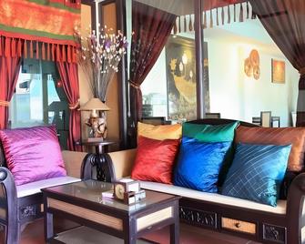 Kongkam House - Mae Sai - Living room