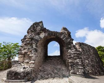 Amaris Hotel Gorontalo - Gorontalo