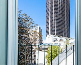 Hotel de Paris Montparnasse - Paris - Balcony