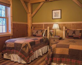 Adorable cabin with screened porch and private fire pit - Ripton - Habitación