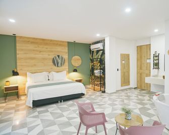 Hotel Arboreo Doradal - Puerto Triunfo