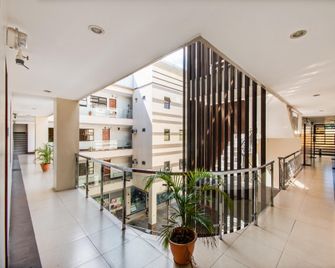 OYO 443 Maria Cristina Arcade Suites - Cebu City - Lobby
