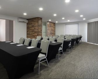 Hampton Inn By Hilton San Juan Del Rio - San Juan del Río - Sala de reuniones