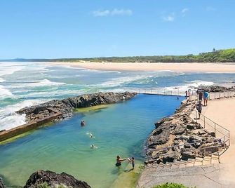 Solitaire 1 - Sawtell - Beach