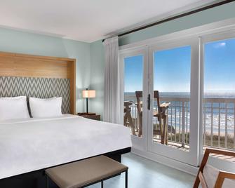 Seaside Inn Oceanfront - Isle of Palms - Bedroom