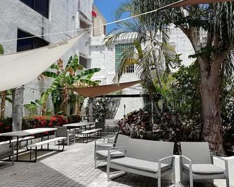 Hotel Green 16 - Cancún - Patio