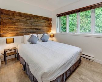 La Crête - 3 Bedrooms - Cottage for 6 people with view of the mountain - Saint-Ferreol-les-Neiges - Chambre