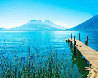 Lake Front Paradise/Nature & Mayan Culture Collide - Santa Cruz La Laguna