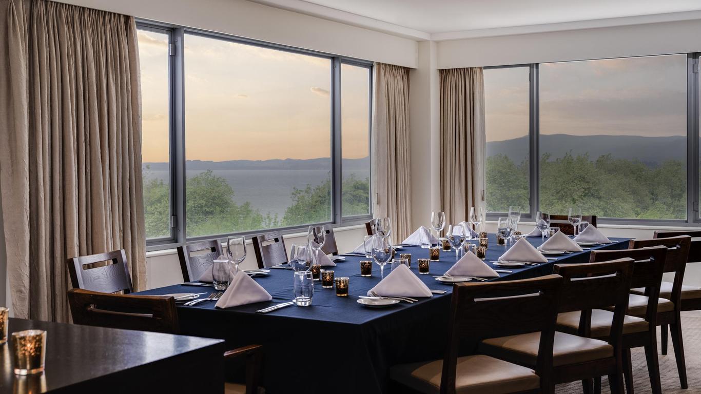 Novotel Rotorua Lakeside