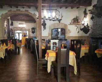Hostal Restaurante La Diligencia - Cunit - Restaurante