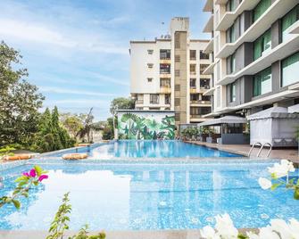 Ramee Techome - Mumbai - Piscine