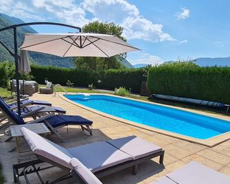Manou du Lac Annecy - Doussard - Piscine