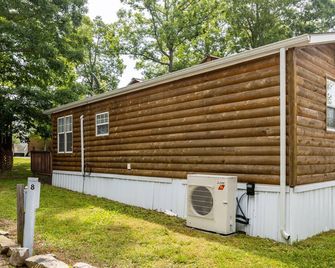 Snuggle Up in our Teddy Cottage! New Listing - Monteagle - Gebouw