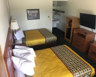 Sunset Inn & Suites - Seward - Bedroom